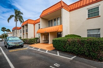 Building Photo - 10365 Paradise Blvd
