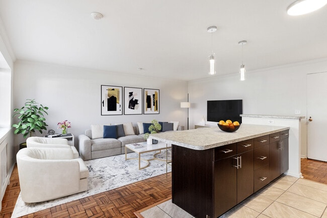 Foto del edificio - Towne House Apartments