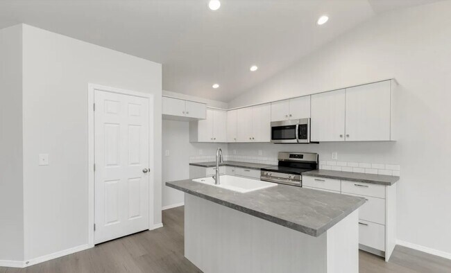 Foto del edificio - 765 SW Alpha St