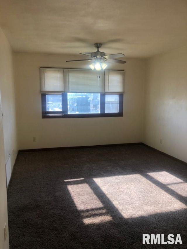 Foto del edificio - 1326 E 38th St