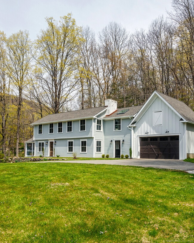 Building Photo - 60 Macedonia Brook Rd