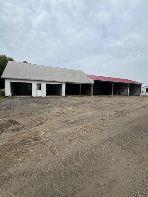 Foto del edificio - 1398 Township Rd 1106