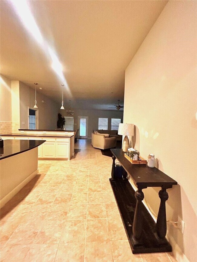 Building Photo - Charming 3-Bedroom Home with Bonus Spaces and Community Amenities