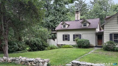 Building Photo - 252 W Norwalk Rd