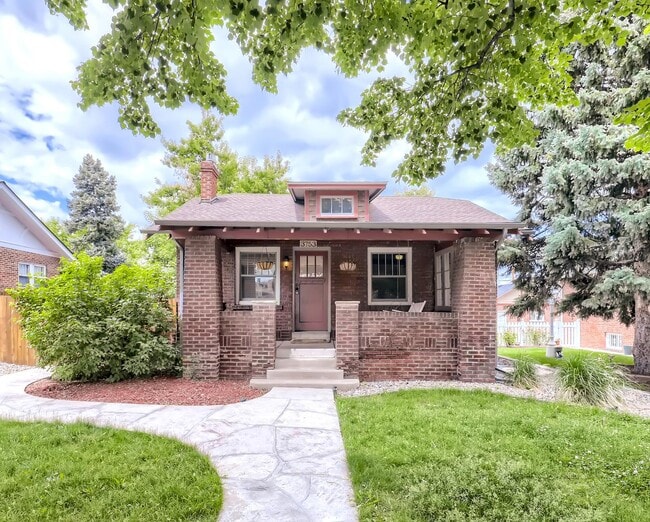 Charming & updated West Highland home walk... - Charming & updated West Highland home walk...