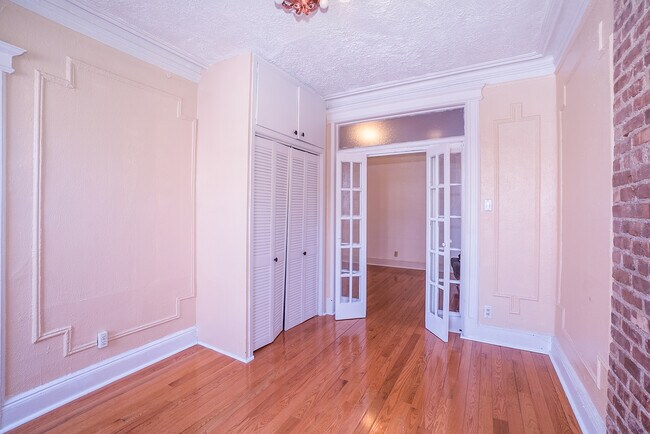 Foto del edificio - 2425 23rd St