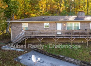 Building Photo - 229 N Cliff Ln