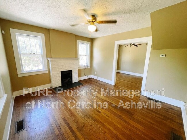 Building Photo - 221 Blue Ridge St