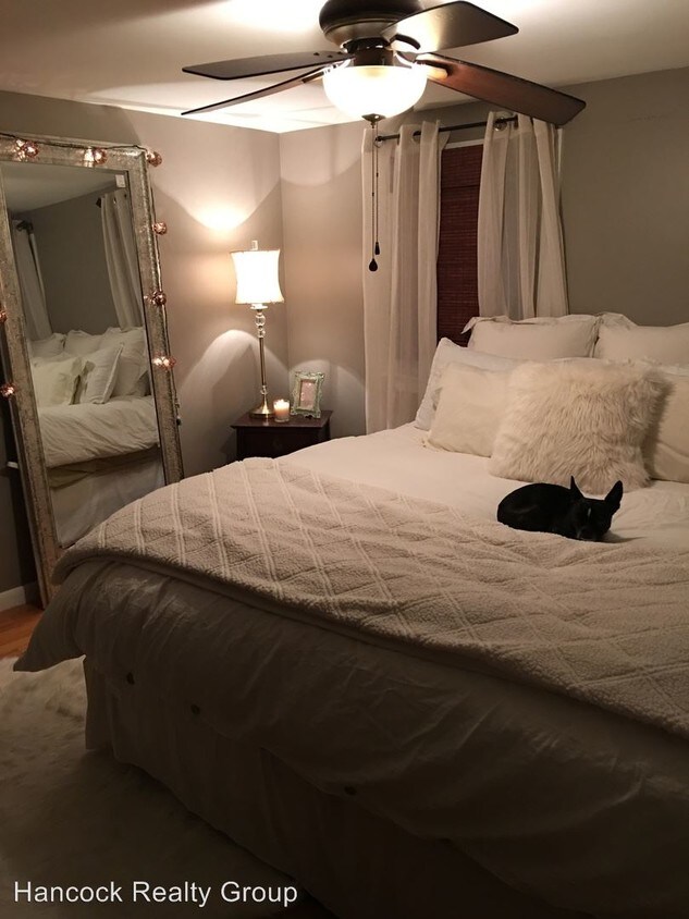 Primary Photo - 1 br, 1 bath Apartment - 8 Underwood Street
