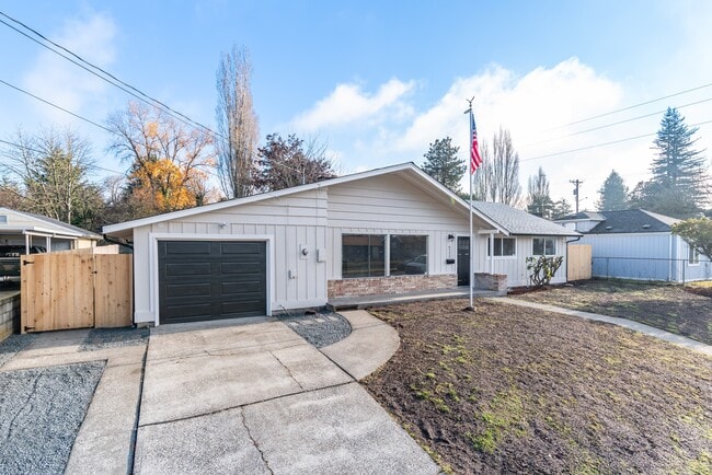 Front left - 6235 A St