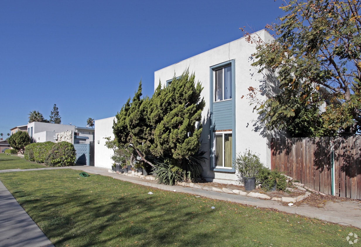 Primary Photo - Tibbs Apartments