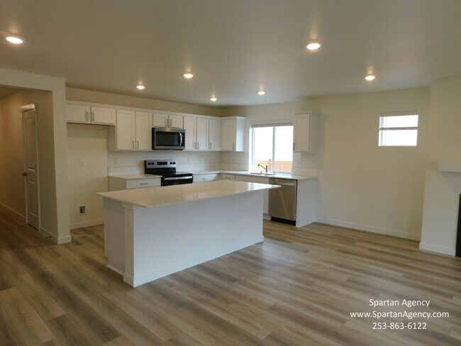 Foto del edificio - 12628 173rd Ave E