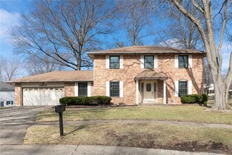Building Photo - 15575 Clover Ridge Dr