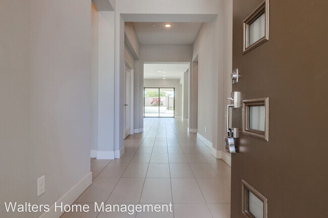 Foto del edificio - 4 br, 4.5 bath House - 6132 Seafaring Way