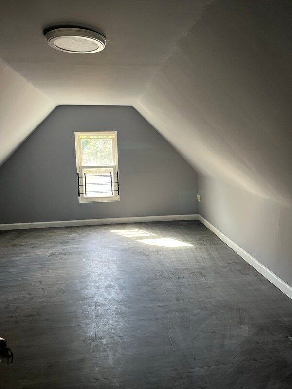 Building Photo - 78 Lockman Ave