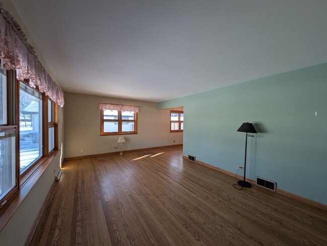 Foto del edificio - 503 Lake Ave