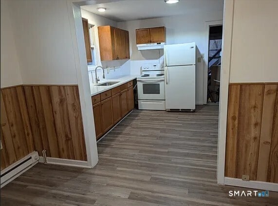 Building Photo - 141 6th St