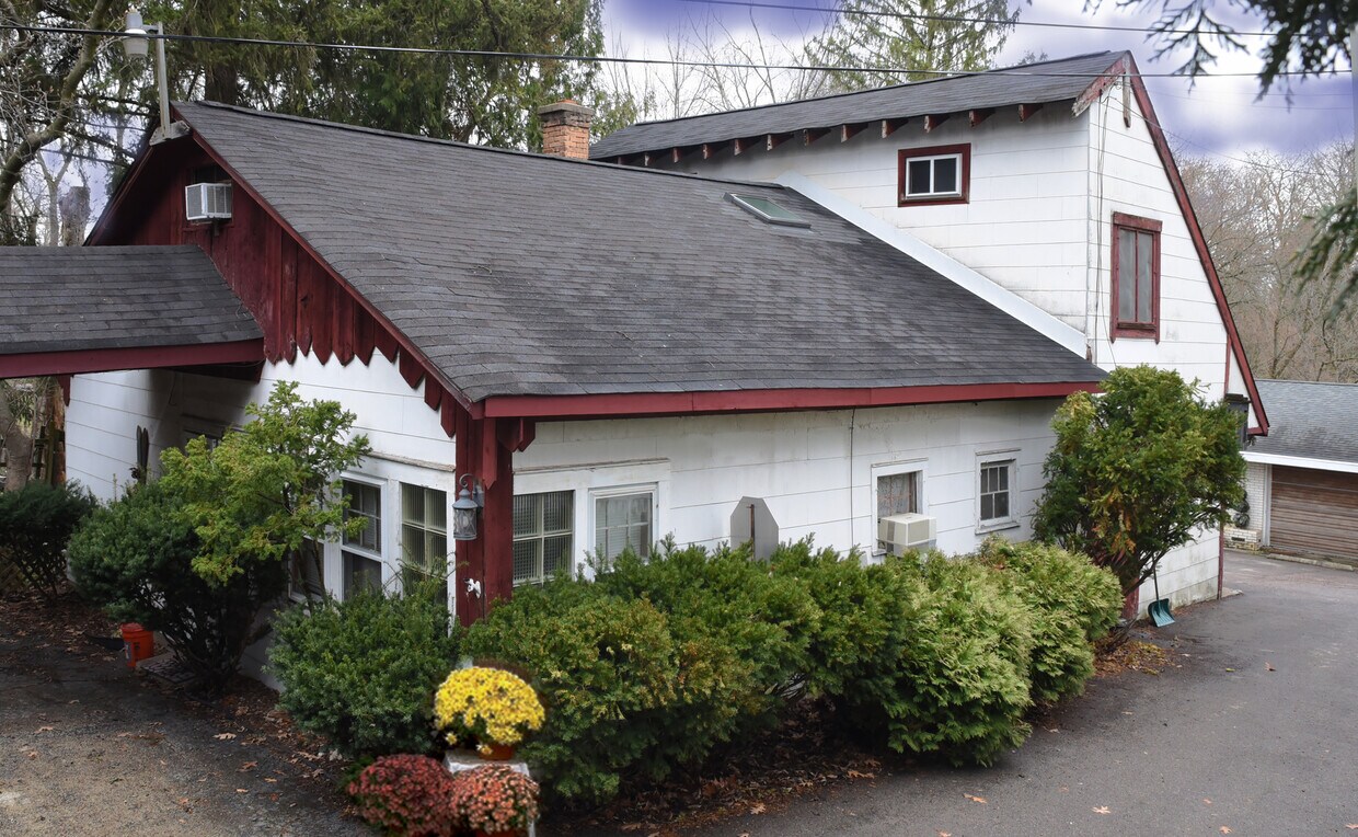 28574 W Lindbergh Dr Unit UL, Barrington, IL 60010 Condo for Rent in