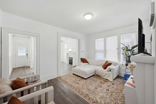 Foto del edificio - 2209-2211-2211 Summit St