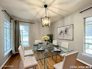 Foto del edificio - 2331 W Magnolia Ave