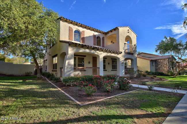 Building Photo - 20920 W Edith Way