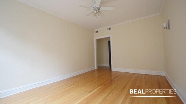 Foto del edificio - 1 bedroom in CHICAGO IL 60657