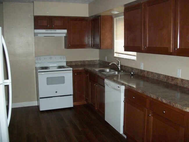 Foto del edificio - 4429 N Norman Dr