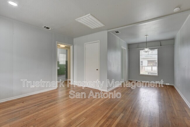 Photo - 813 Rittiman Rd Apartment