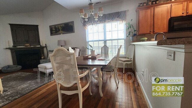 Foto del edificio - 120 Pin Oak Ct
