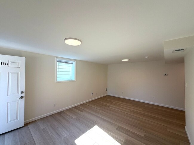 Photo - 860 Olive Ave Apartment