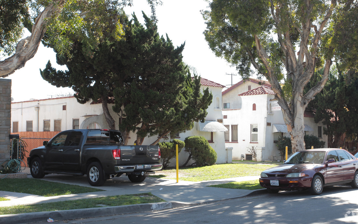 Building Photo - 8164-8170 Mountain View Ave