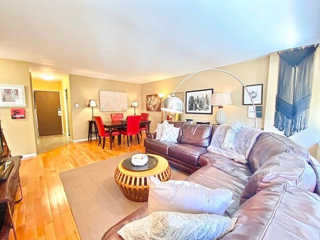 Foto del edificio - 1000 N Lake Shore Dr