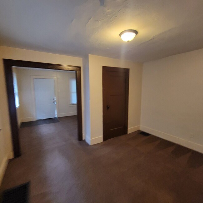 Foto del edificio - 2 Bedroom Duplex