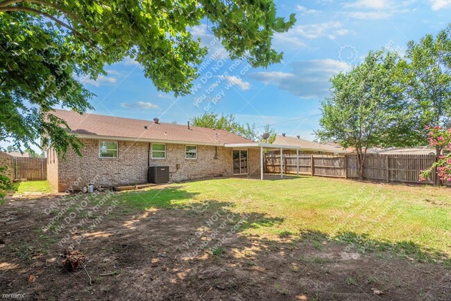 Foto del edificio - 3 br, 2 bath House - 4713 Newport Dr