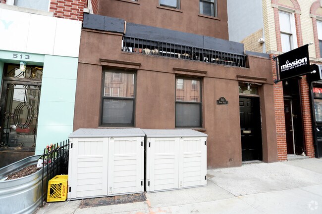 Foto del edificio - 515 Henry St