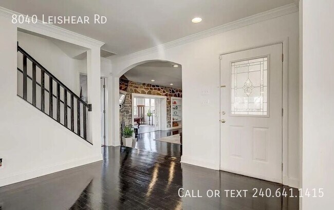 Foto del edificio - 8040 Leishear Rd