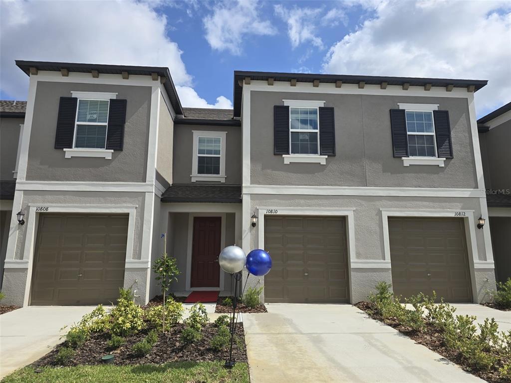 Foto principal - 10810 Ft White Ct