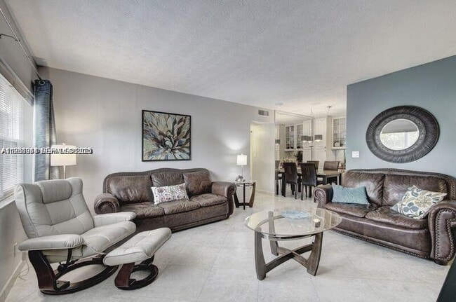 Foto del edificio - 221 SE 9th Ave