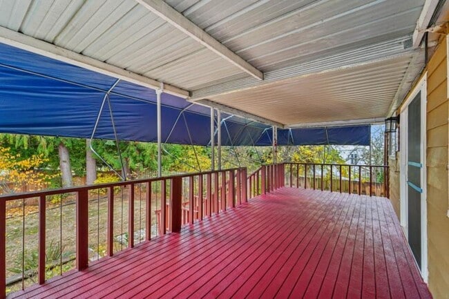 Foto del edificio - 5 bedroom in Renton WA 98058