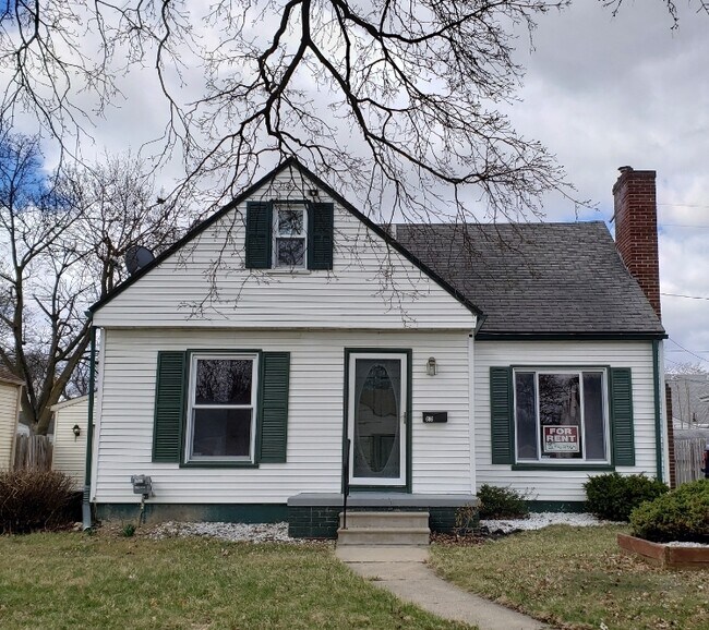 Building Photo - 606 S Lynch St