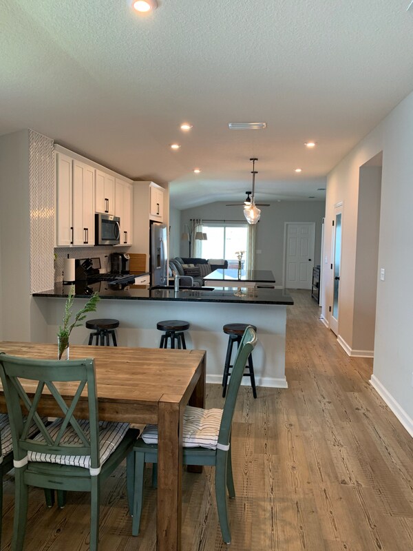 Foto del edificio - 161 Dahlia Falls Dr