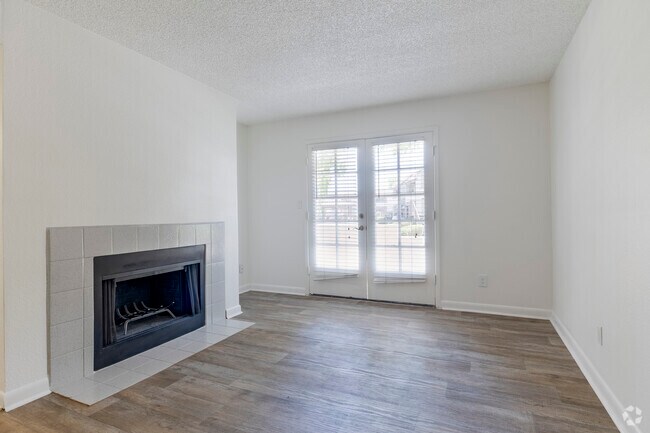 2 habitaciones, 2 baños, 950 pies cuadrados, sala de estar - Scottsdale Place Apartments