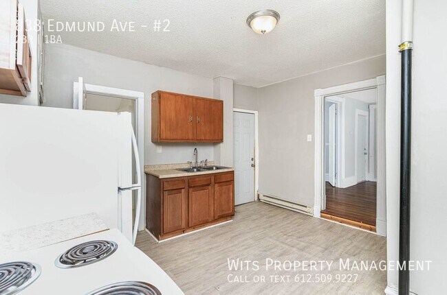 Building Photo - Beautiful 2 Bed 1 Bath in Saint Paul—First...
