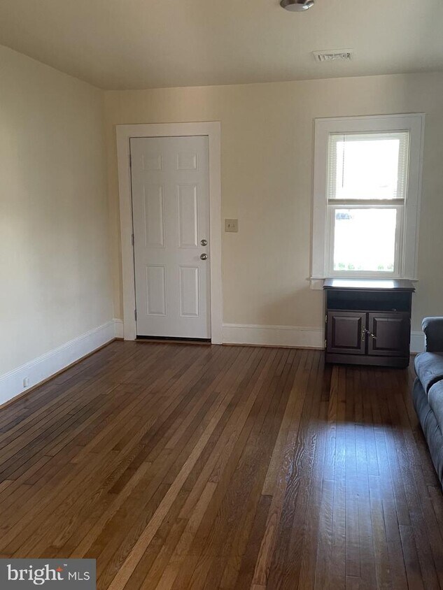 6013 Rosedale Dr, King VA 22485 House Rental in King