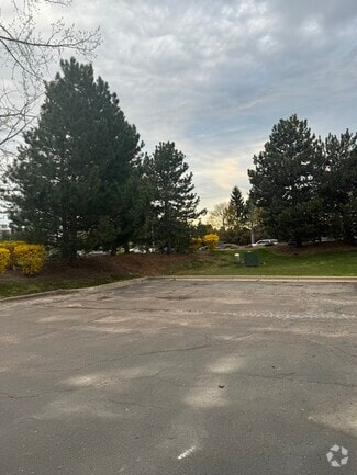 Building Photo - 15284 Yale Dr