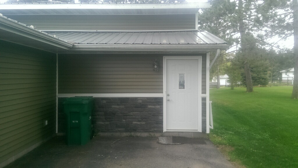 Primary Photo - 1305 Mink Rd