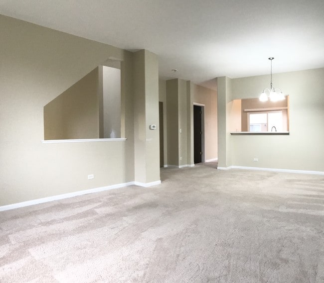 Foto del edificio - 2105 W Concord Ln