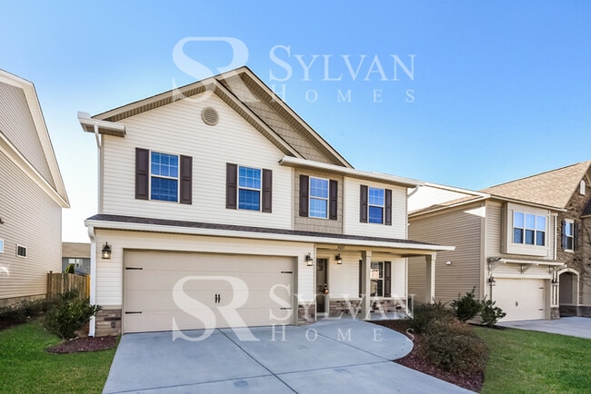 Building Photo - Life Just Got Better!