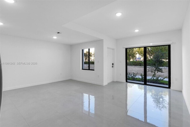 Building Photo - 26103 SW 145th Ave