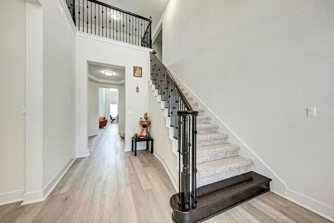 Building Photo - Elegant 2 story on corner lot